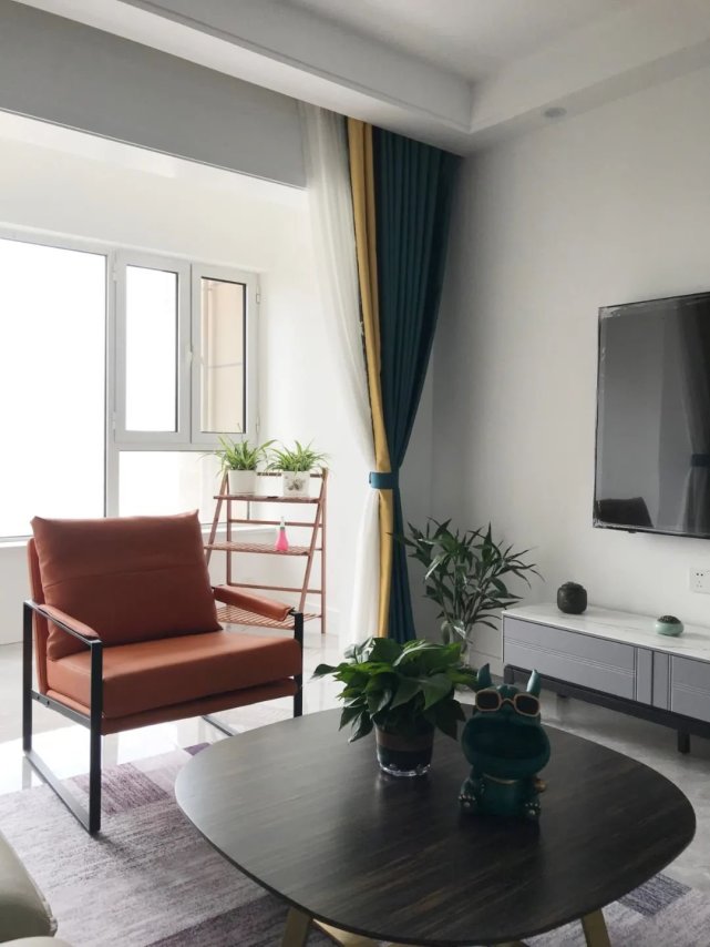 123平方现代风三居室，这就是简单生活的模样