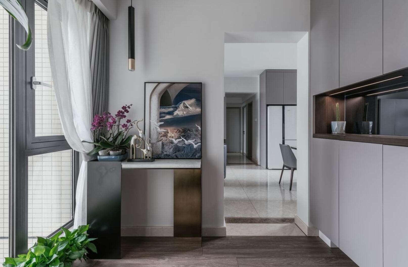 |越简单的装修，反而越贴近生活，她125㎡新家，氛围真让人着迷