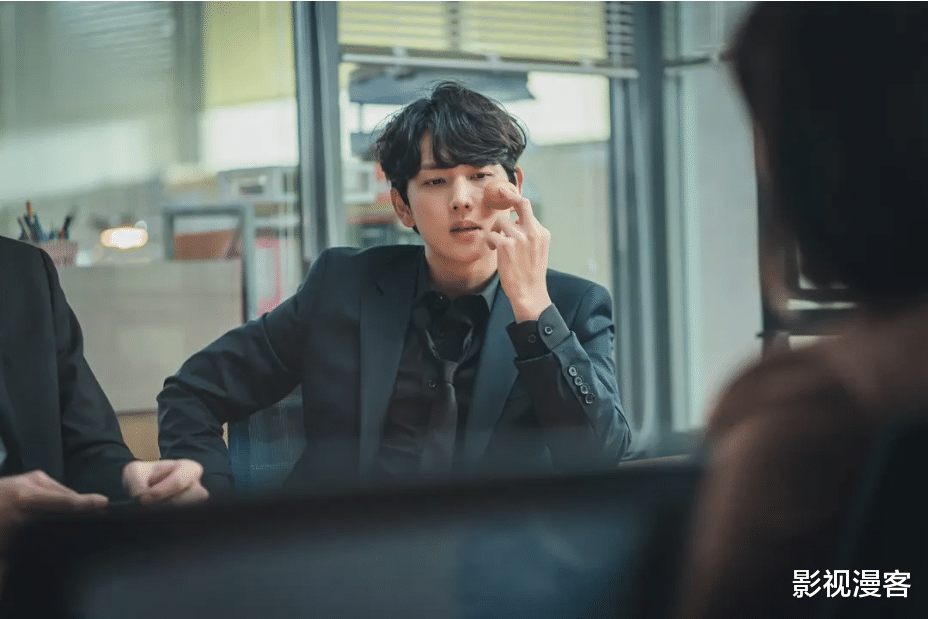 追踪者|女儿被害,他走上追凶复仇之路:韩剧《追踪者》1集上瘾!