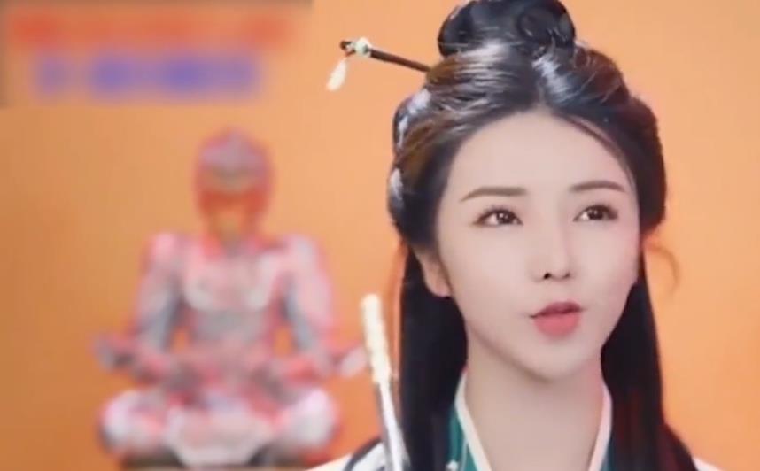 Angelababy|网红乱象何时休？为抓流量密码“批量造星”，何炅道破商业机密