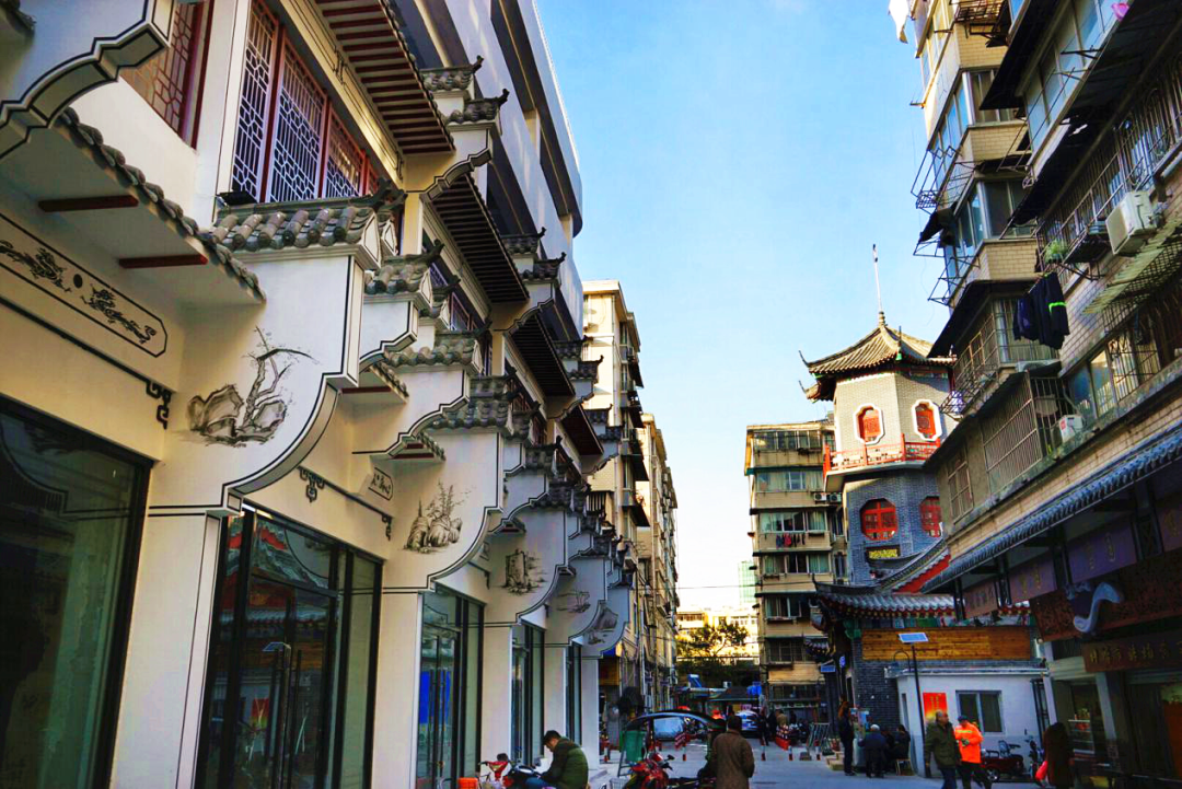 蚌埠论坛 险被取缔？蚌埠这里每周日都会出现……网友热议：留点烟火气！