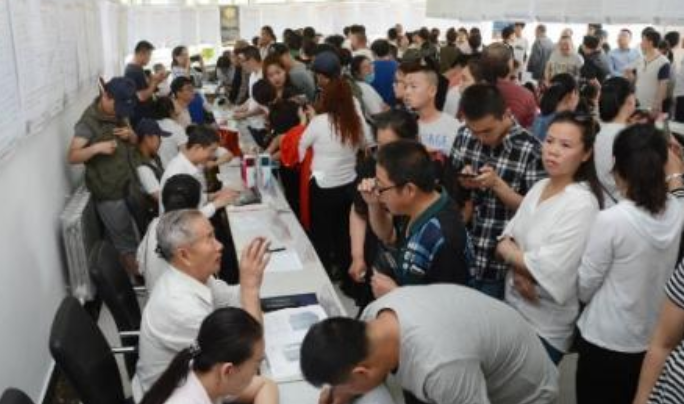 永州|985学校毕业，外人眼中的高材生，却一步步成为父母的“累赘”