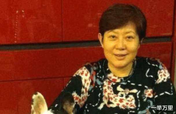 傅丽莉|年轻时很漂亮的傅丽莉，也是专业演员，如今却很少拍戏了