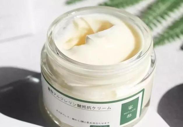 好物官|国外一女生连打6年美白针，如今已经烂脸，其实美白不用这么麻烦