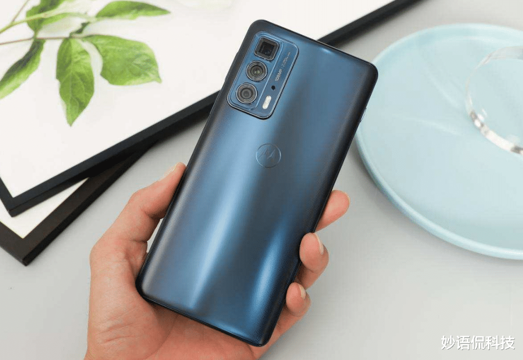 编程|售价不及Mate40Pro一半，50倍变焦+256GB，优质拍照旗舰价格感人