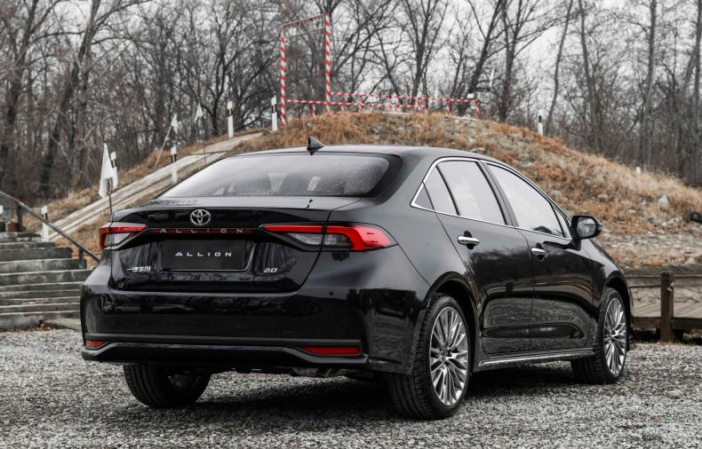 大米粒子 同样是15万，开起来那一刻，才知道吉利星瑞和亚洲狮差距有多大