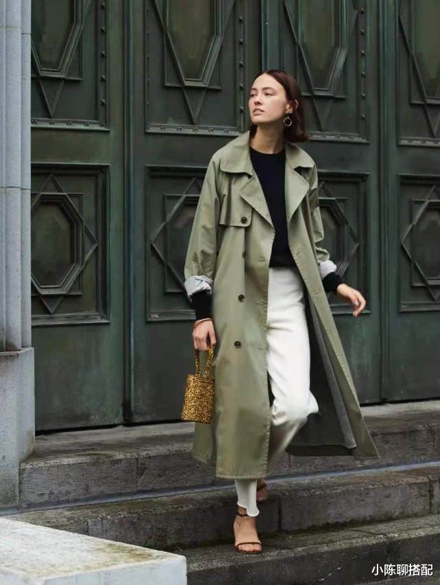 小陈聊搭配|初秋到来,风衣安排上!2个穿搭重点3个搭配思路,时髦又高级