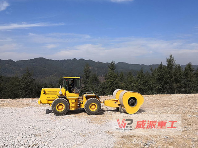 碳排放|冲击碾压路机和液压夯实机为什么成为施工必备？