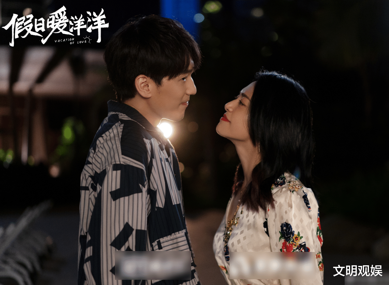 范丞丞|41岁姚晨与30岁白宇拍吻戏，放大看两人唇部，隔着屏幕都让人脸红