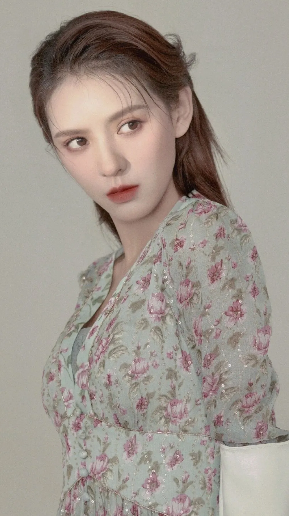 张艺兴|明星壁纸张予曦高清壁纸