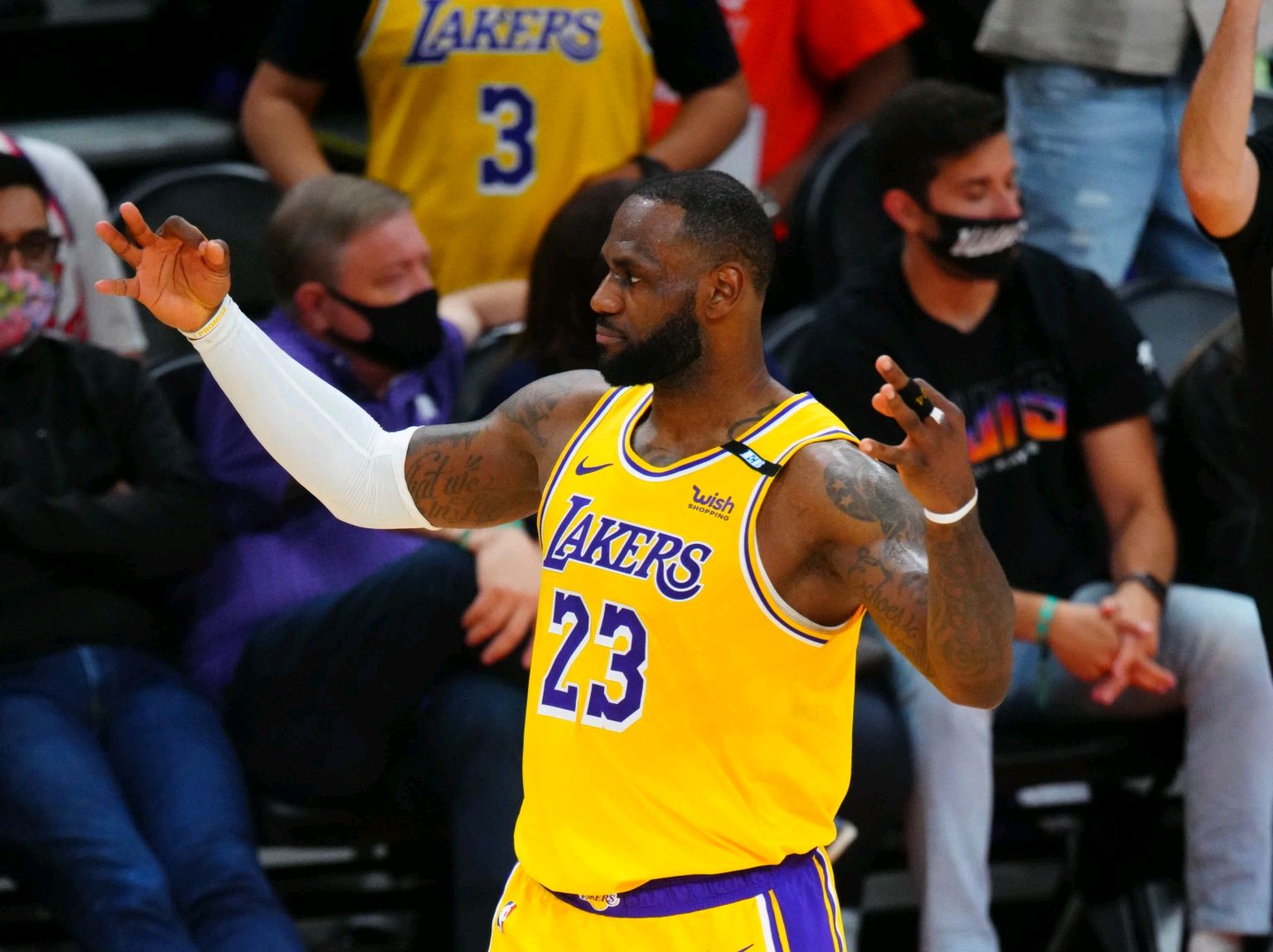  从2875万到240万，德拉蒙德成最大输家，湖人1换1“交易”赚了