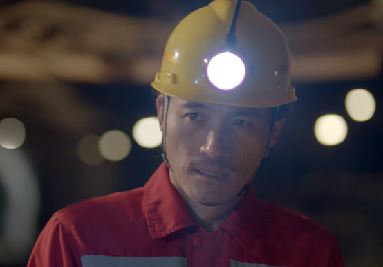 钟丽缇|《突围》未播先火，陈晓先获央媒认可，被其新造型惊艳了