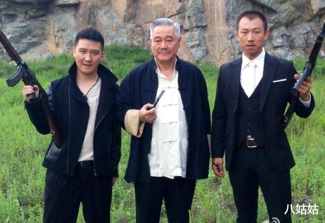 杨树林|放弃当红事业苦等入狱妻子3年，杨树林是深情，打了多少明星的脸