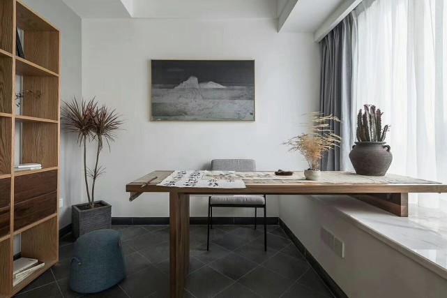 111平日式三居室，通过设计改善采光有生活气息