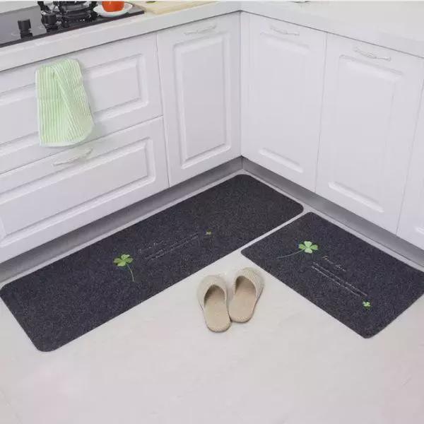 去广东出差,无意发现一户人家的厨房,真是先进,拍照回家跟着学!