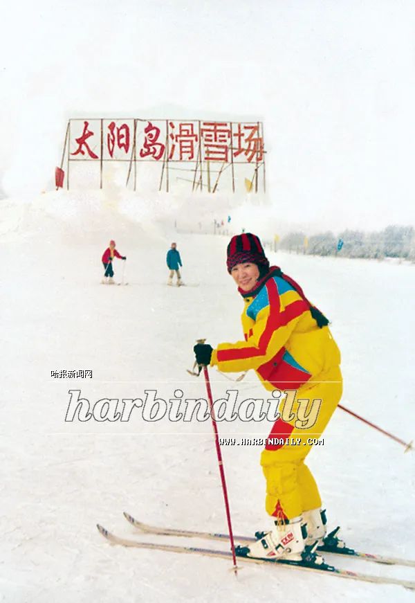 郑绪岚|从一夜红遍全国，到惨遭封杀：赴美多年的她，到底经历了什么？