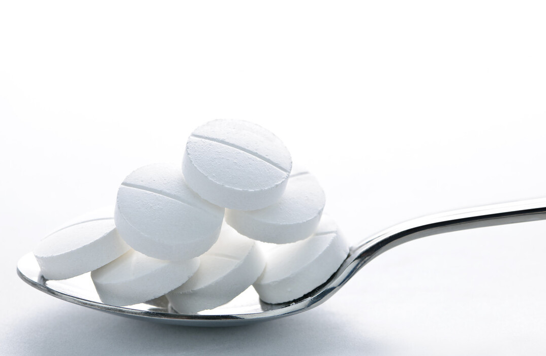 骨质疏松|“伤骨大户”被揪出，不是菠菜，72岁骨科专家：不想骨质疏松上门，要少吃