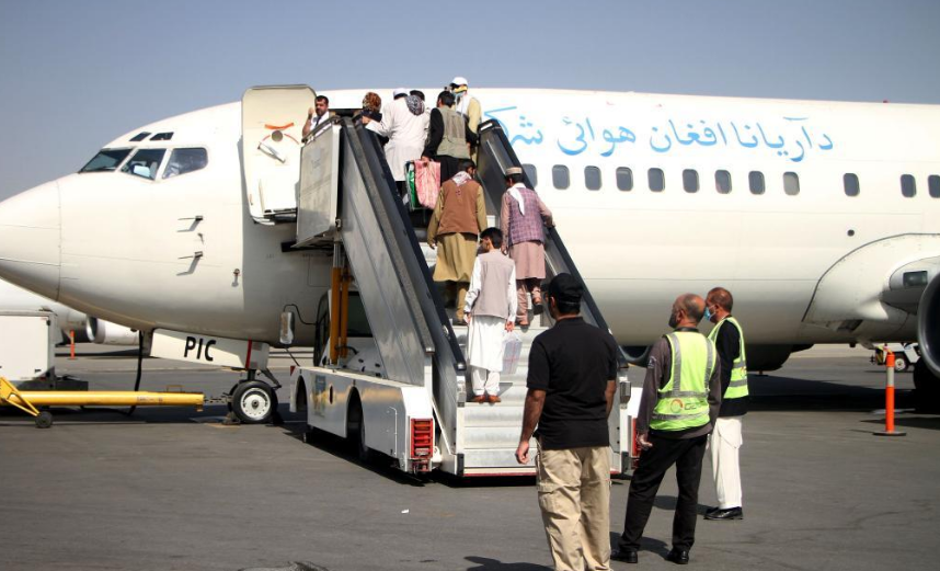 阿富汗|阿富汗塔利班第一架飞机抵达上海后，提出请求：希望中国能同意