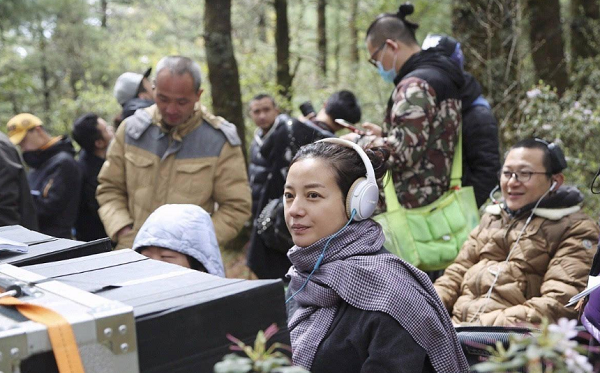 孙俪|20年前，有谁注意到赵薇身后的“舞女”，如今火得一塌糊涂