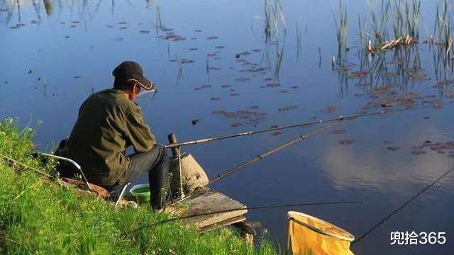 湖南|湖南一男子罕见钓获10斤的大王八,老人却让他放生,最终会怎样?