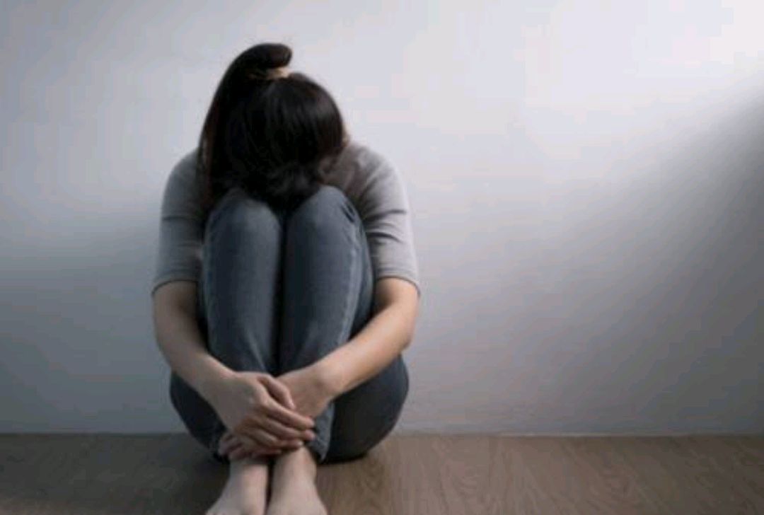 健康无价 女性朋友月经结束后还有褐色分泌物？若你也是，要多重视