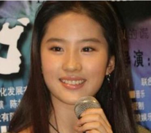 林志玲|当女星们离开滤镜后:杨幂堪称车祸现场,志玲姐姐秒变志玲阿姨