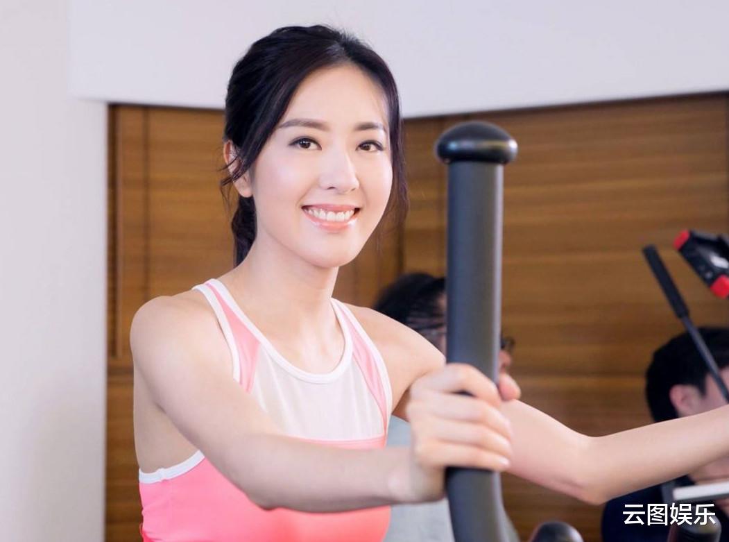 唐诗咏|40岁视后唐诗咏健康出问题，连吃米饭都过敏，将停工休养至少半年