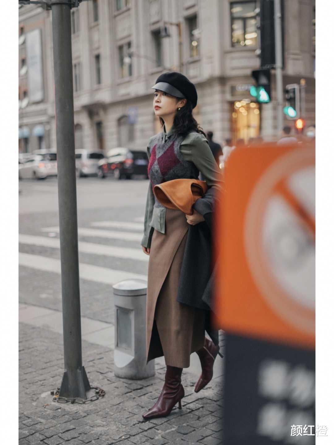 颜红橙 今年冬天裙装怎样选?码住这些高腰开叉裙,时髦精致又有气场