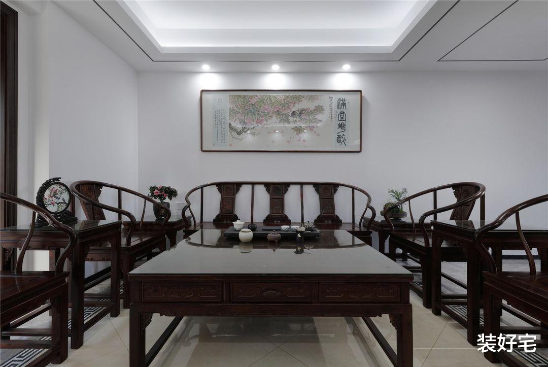 |130平方米的中式家装,搭配自然复古的红木,简约又大气!