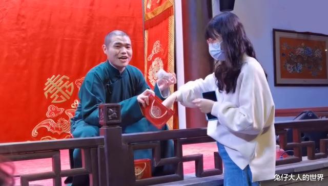 跨年|德云五队开启“盲盒”跨年专场，演员节目随机抽，真是艺高人胆大