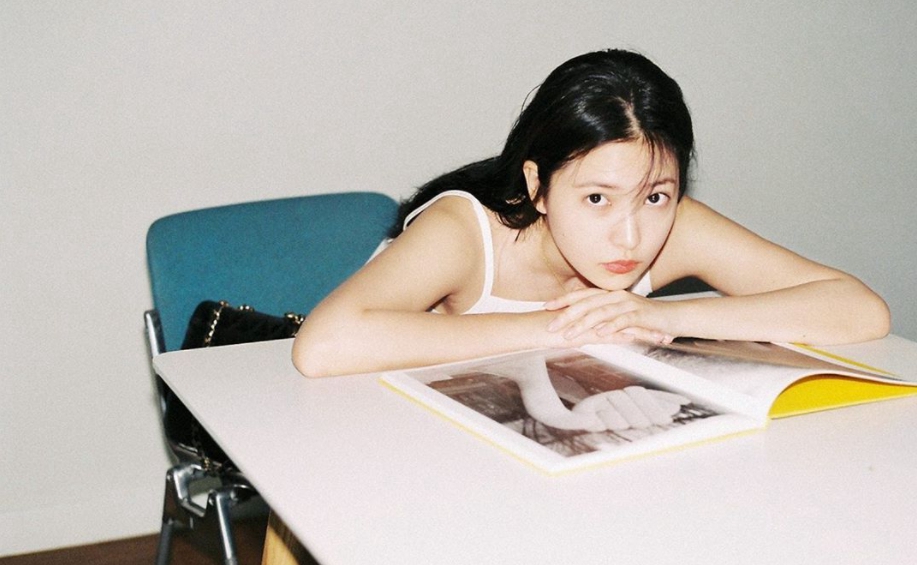 金艺琳|韩团Red Velve yeri晒“蚂蚁腰”秘籍,网友:太疯狂了