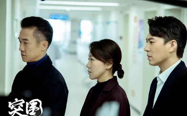 张柏芝|漏洞百出的《突围》，老总智商是大笑话，女性角色一个比一个失败