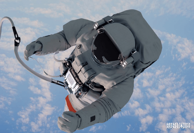 出舱时,如果宇航员没有抓紧脱离了宇宙飞船咋办?会发生何事?