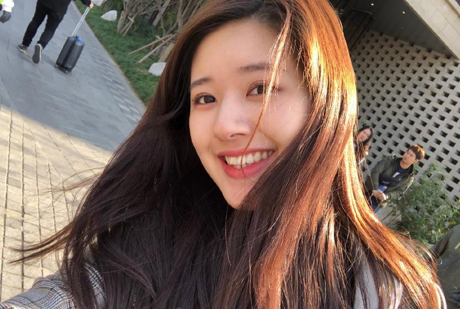 赵露思|拉踩刘亦菲赵丽颖,拍的剧全是同一种角色,被劝告后赵露思说自己不愿走出舒适圈!