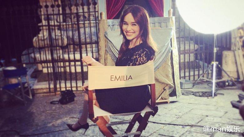 艾米莉亚·克拉克|艾米莉亚·克拉克的真相 打破龙女的枷锁 两次手术让其更强大