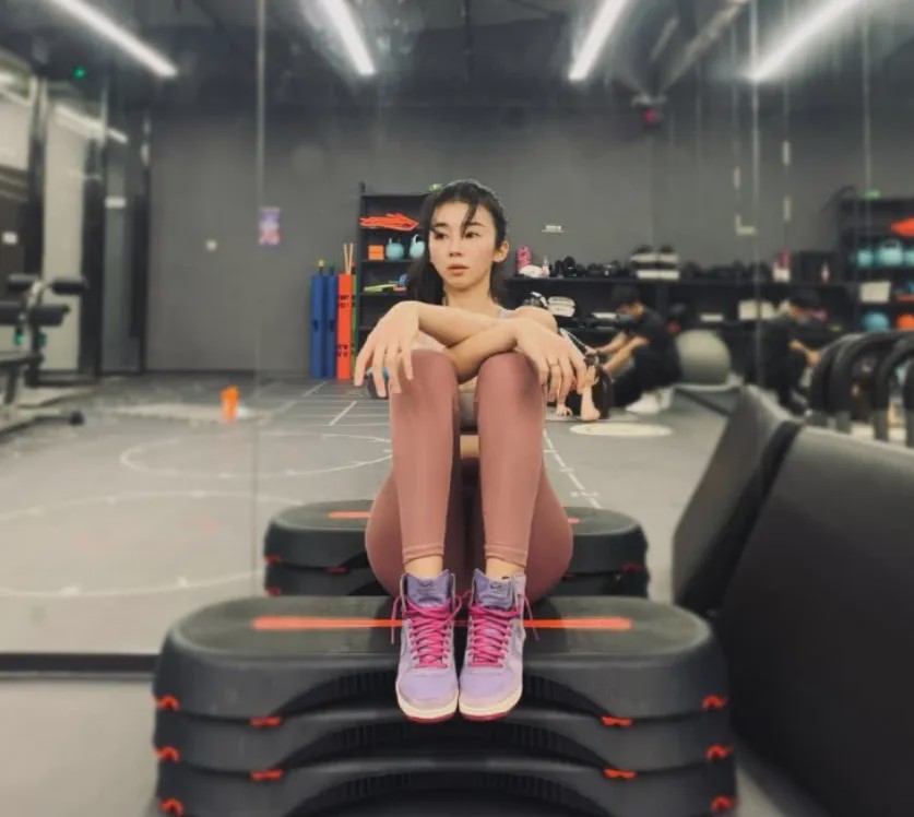 運動|揭秘NBA女記者張曼源是何來歷？究竟是花瓶，還是有能力的記者？