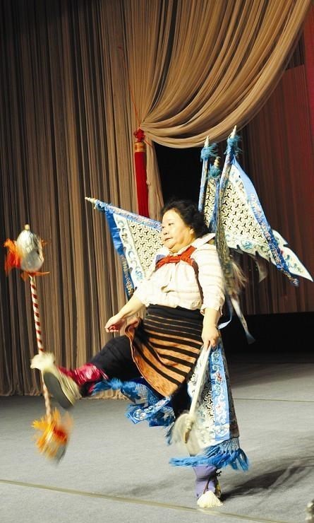 京剧|京剧演员齐淑芳美其名曰弘扬京剧，带头留美不归、抛弃家庭又何如