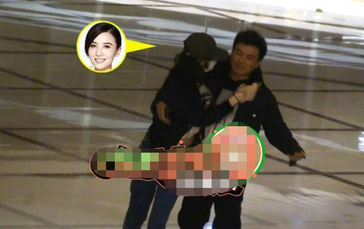 赵本山|宋佳与绯闻男友逛街被拍！当众掀开男方外套，动作亲密完全不避嫌