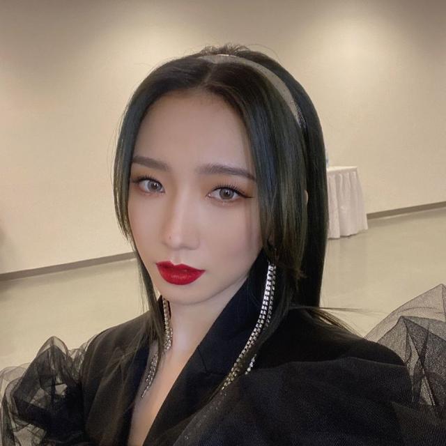 乐华娱乐|辍学生的“镀金厂”乐华娱乐,艺人频频翻车,造星之路还能走多远