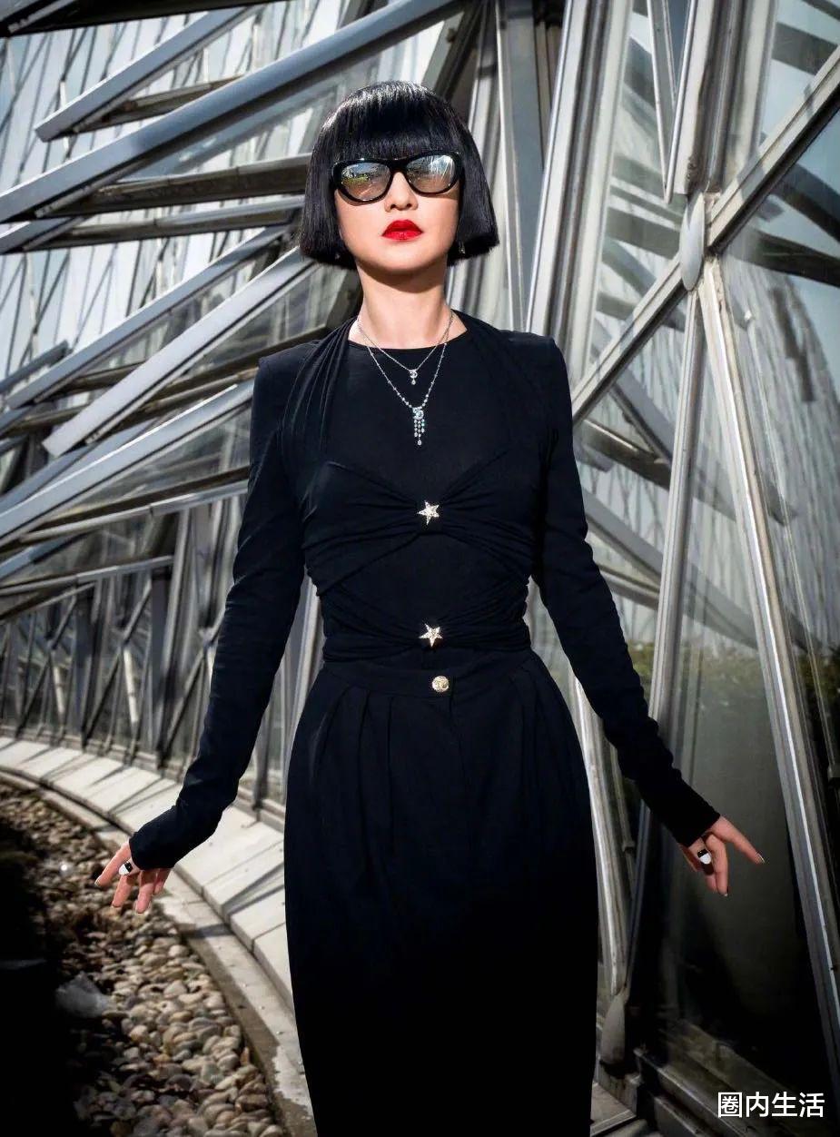 迪丽热巴|热巴最近找到了适合的定位，放弃傻白甜，走独立硬朗女性路线？