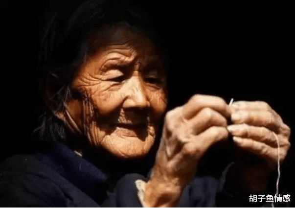 胡子鱼情感|80岁老人哭诉: 在孩子家轮流养老后，我才明白，自己晚年该去哪儿