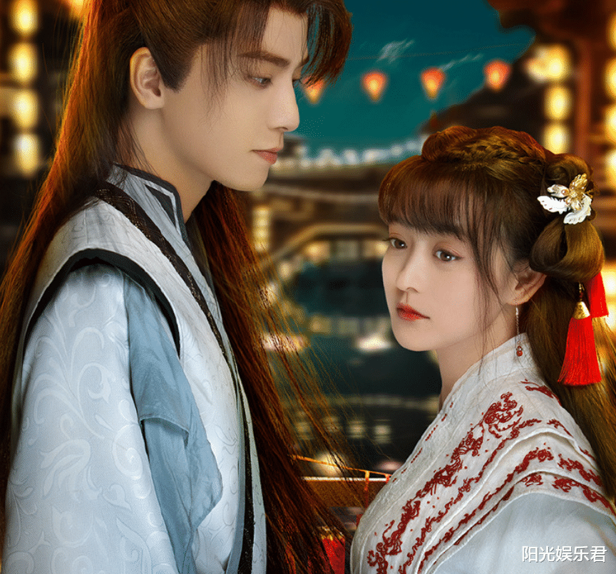 段小薇|又一大制作剧开播，我却注意女二号段小薇，古装造型让人看楞了