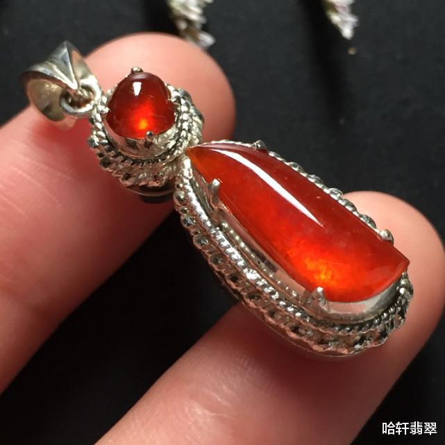 翡翠|【哈轩翡翠】翡翠的不同颜色是怎么形成的,你知道吗?