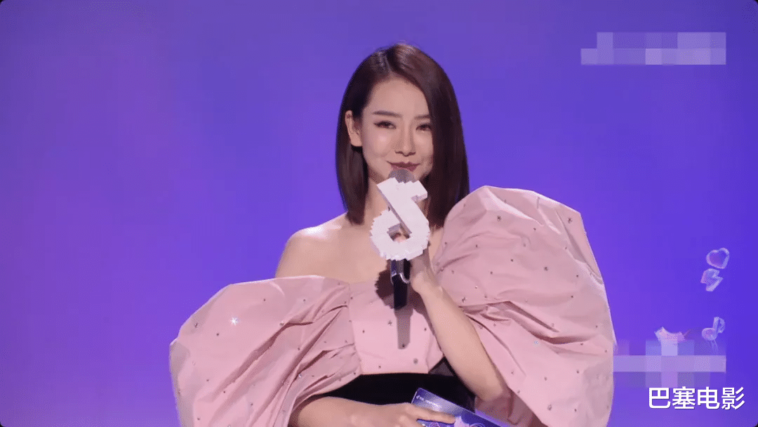 周深|抖音美好奇妙夜:小失误不断,刘德华走过场,周深造型对不起实力