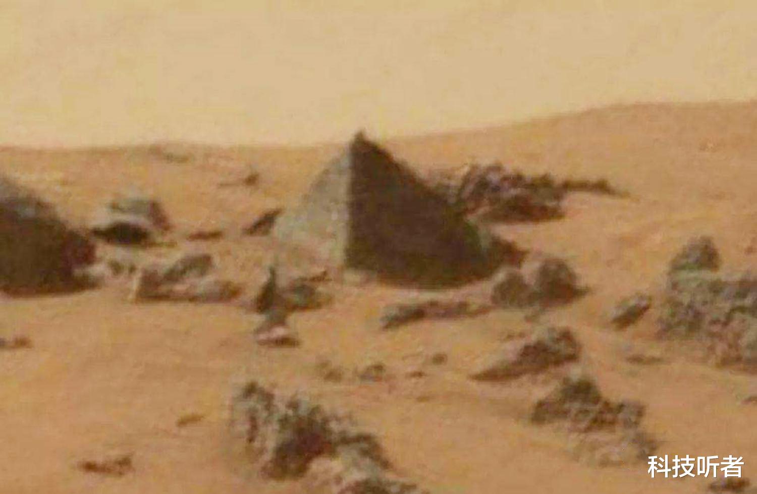 火星遗迹被发现,与金字塔有密切联系?推测曾发生核战争