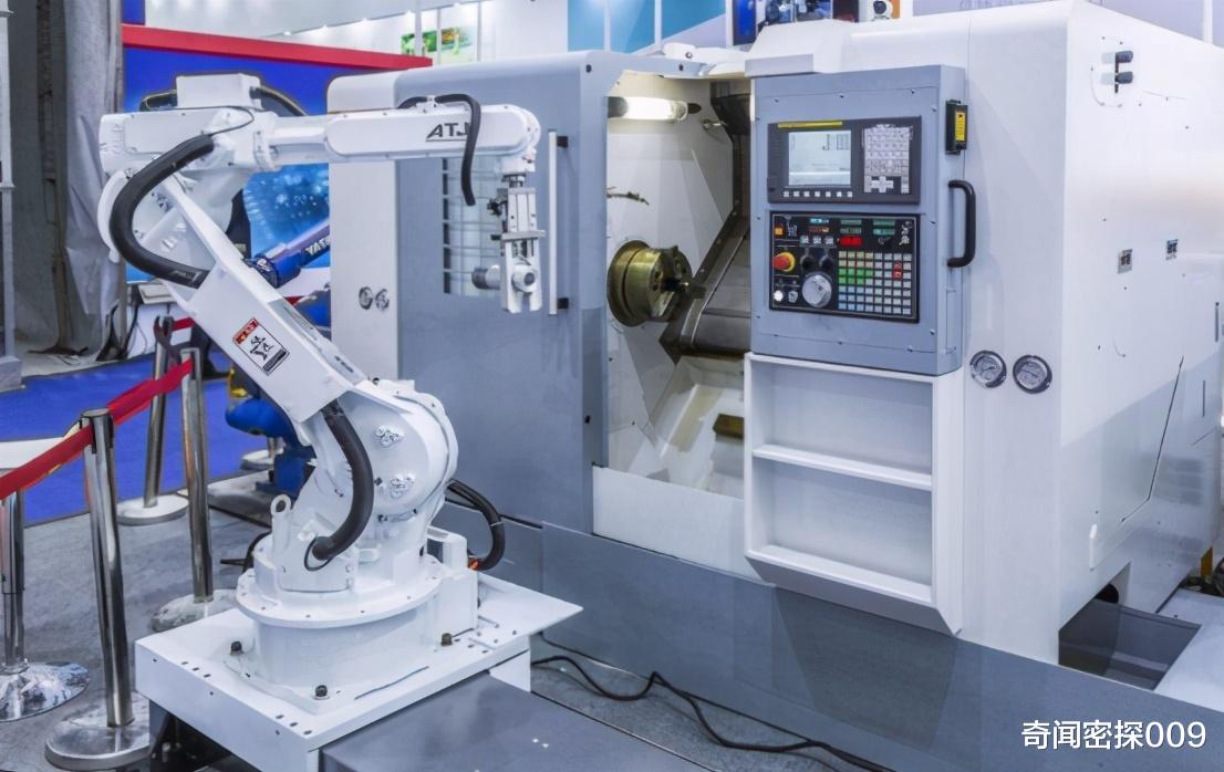 机床 国产七轴五联动机床问世！高端机床再获突破，日本垄断梦因此破碎