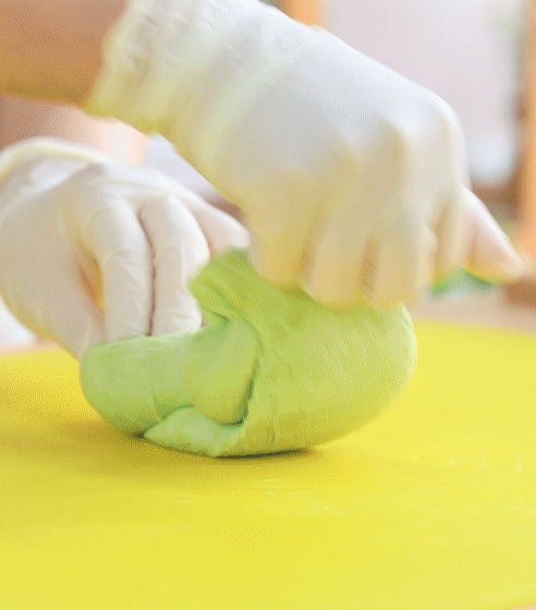 宝宝辅食微课堂|菠菜别再煮着吃了!加这一步,营养开胃,连吃3天都不够!