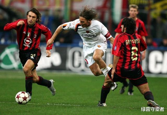 AC米兰|AC米兰名宿！在齐达内或者罗纳尔迪尼奥面前，他连皮球都摸不到？