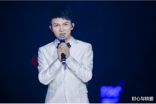 周深|从小山村的留守儿童到一线男歌手，周深是如何一路逆袭的？