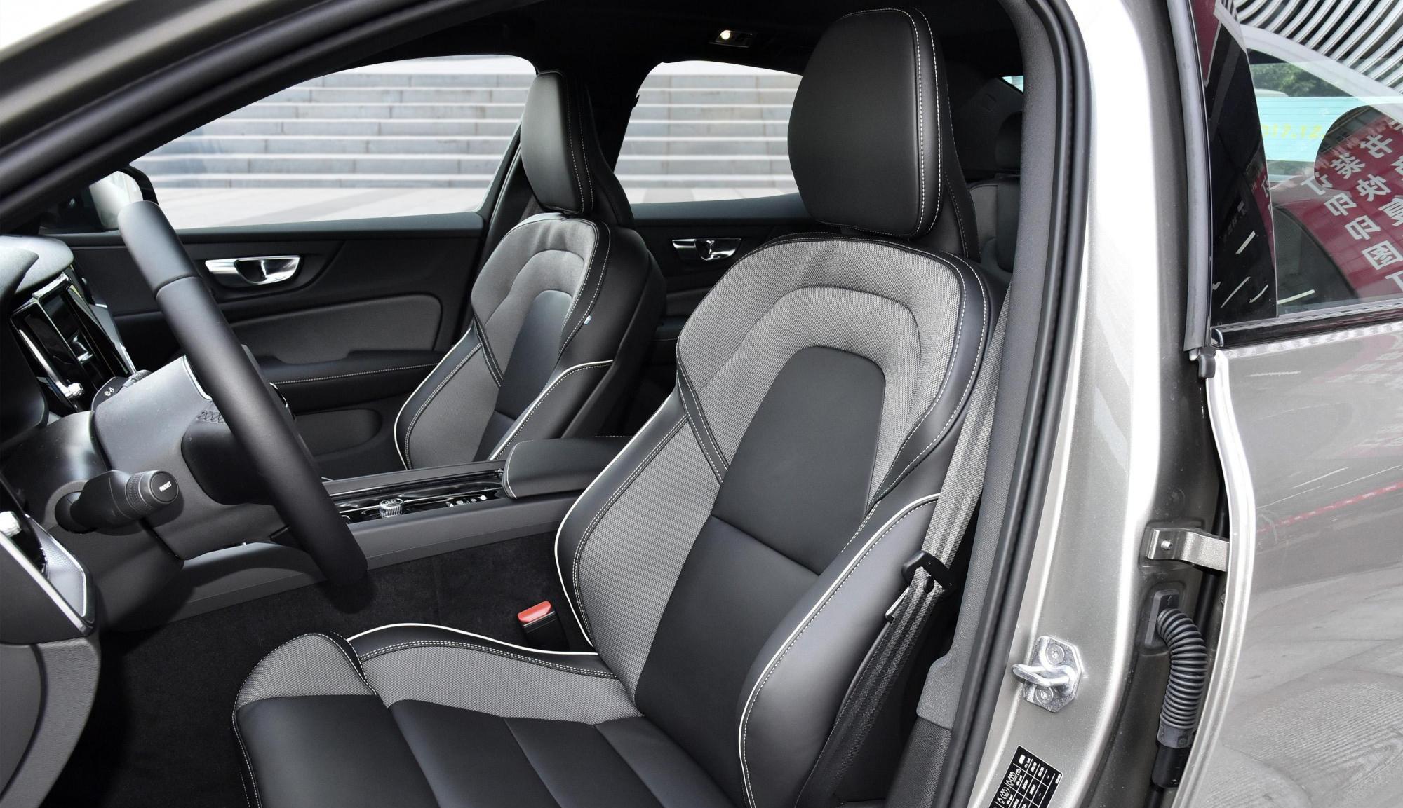 董焕说星座|嫌A4L“太贵”可以看它,安全同级第一,破百6.9秒,还配双叉臂!